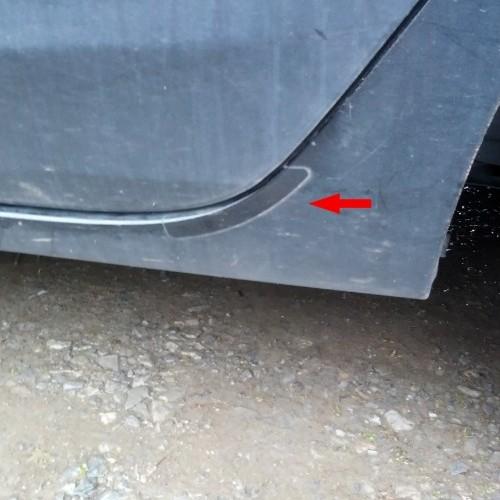 BBM4504R2A - Mazda 3 quarter protector, left